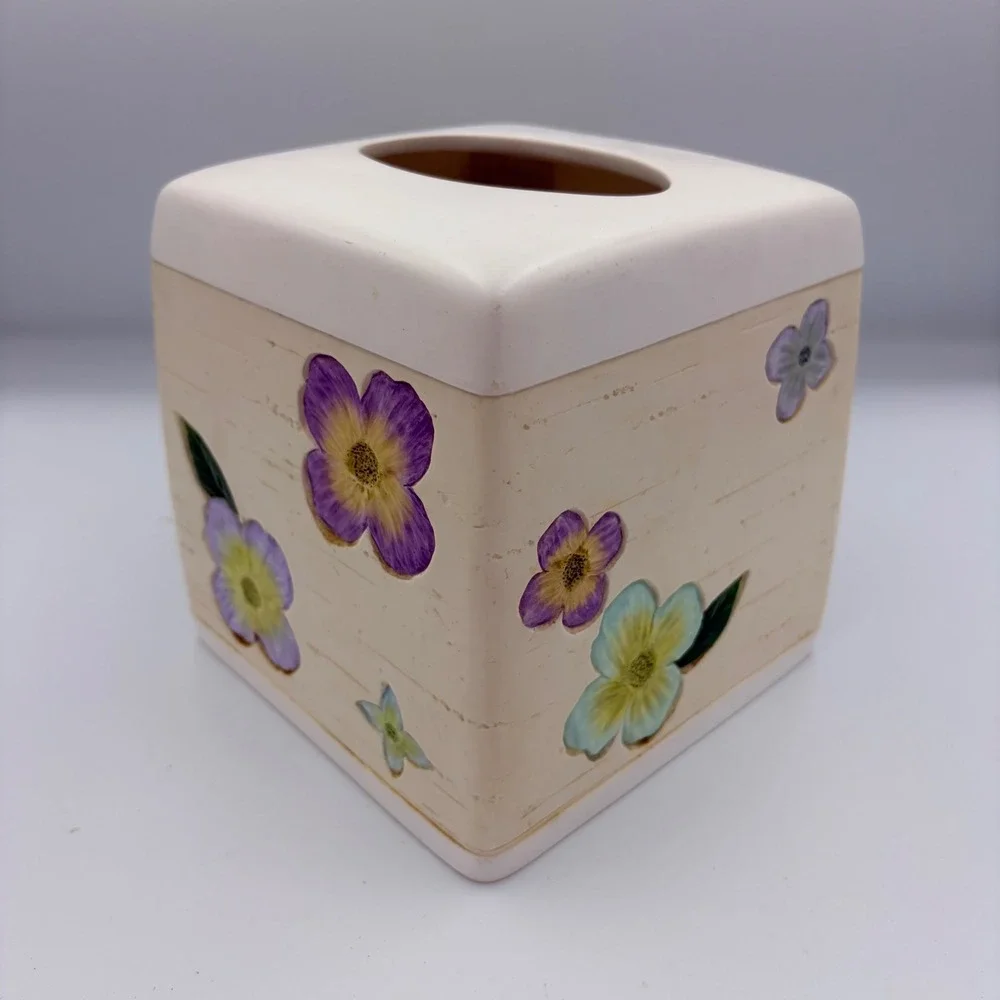 Bed Bath & Beyond Botanical Floral Tissue Box Cover Resin Ivory Square TCB03269